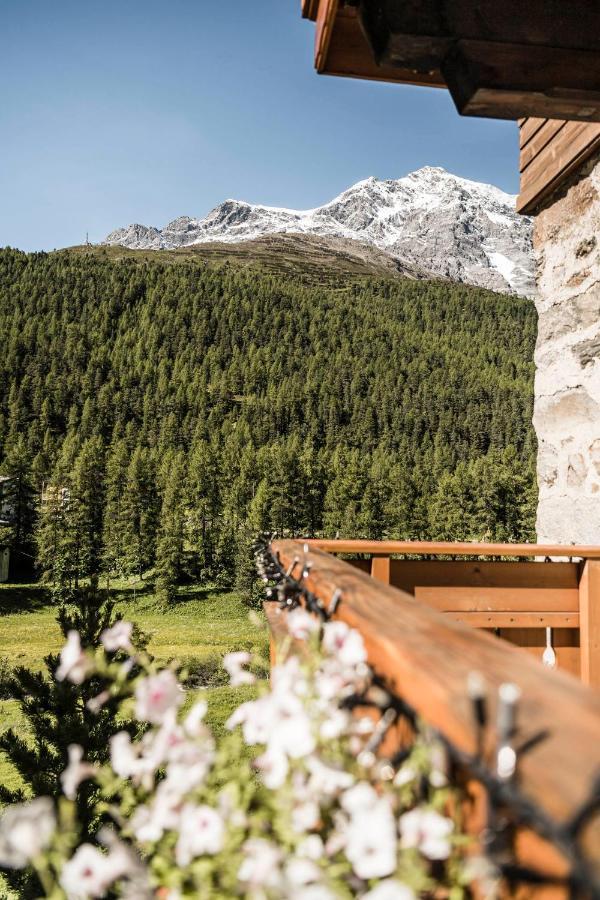 Glacier Rock Guesthouse Solda Exterior photo